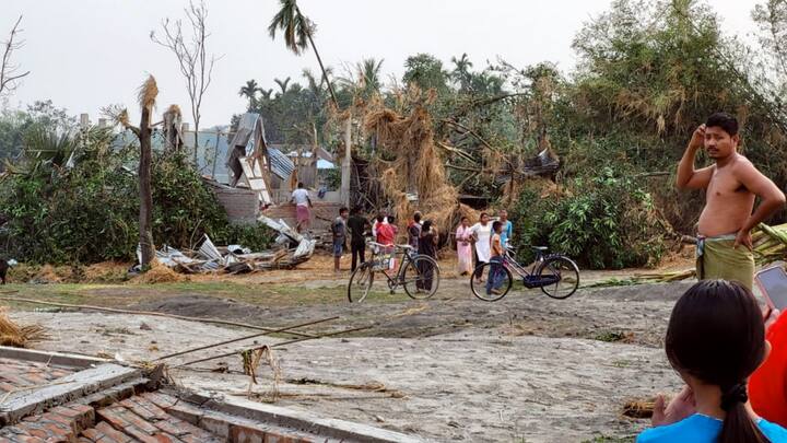 मौसम विभाग ने कहा कि 11 मई को उत्तराखंड में ओलावृष्टि हो सकती है. इसके साथ ही 13 मई को यूपी में धूली-भरी आंधी आने की संभावना है.