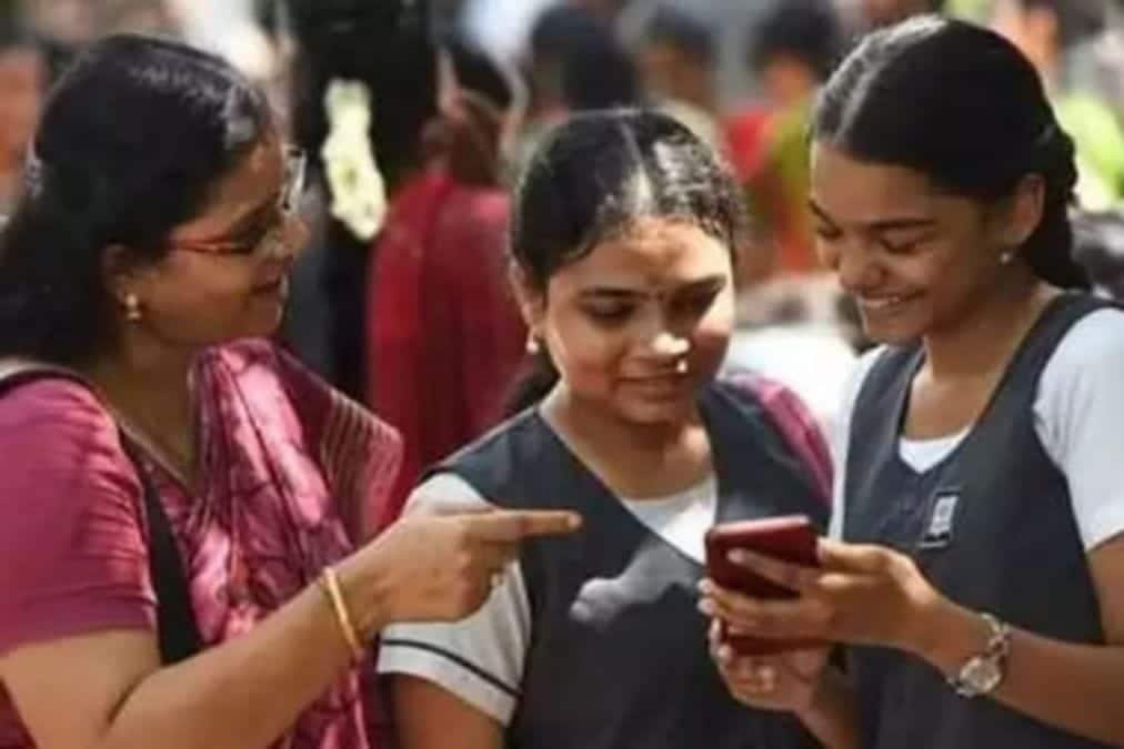 TN 10th Result 2024 : மாநில அளவில் 5ஆம் இடம்... திருச்சியில் 10ம் வகுப்பு தேர்வு தேர்ச்சி சதவீதம் என்ன?