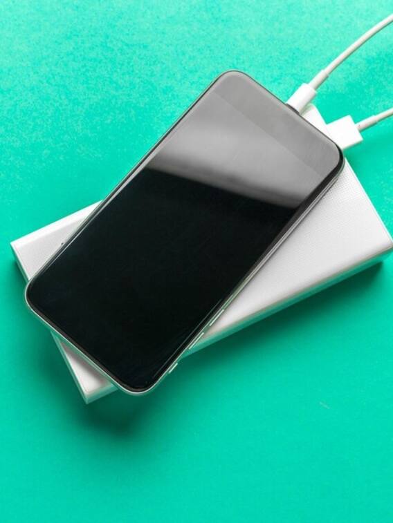 एक फोन में कितना सोना होता