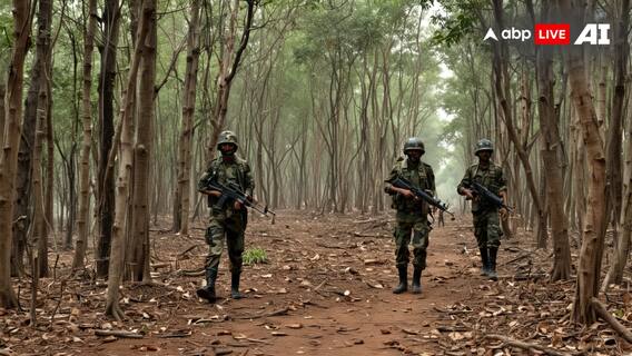 Chhattisgarh Naxal Encounter: बीजापुर के जंगल में जवानों ने नक्सलियों को घेरा, माओवादियों के खिलाफ पुलिस की बड़ी कार्रवाई Chhattisgarh Naxal Encounter: बीजापुर के जंगल में जवानों ने नक्सलियों को घेरा, माओवादियों के खिलाफ पुलिस की बड़ी कार्रवाई