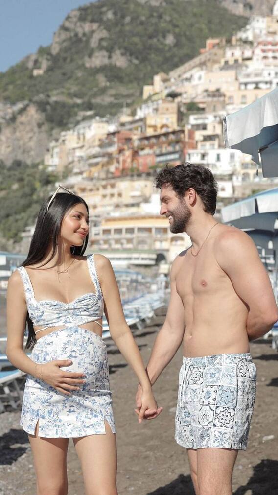 इस अंदाज में बेबीमून एंजॉय कर रही हैं अनन्या की बहन अलाना पांडे