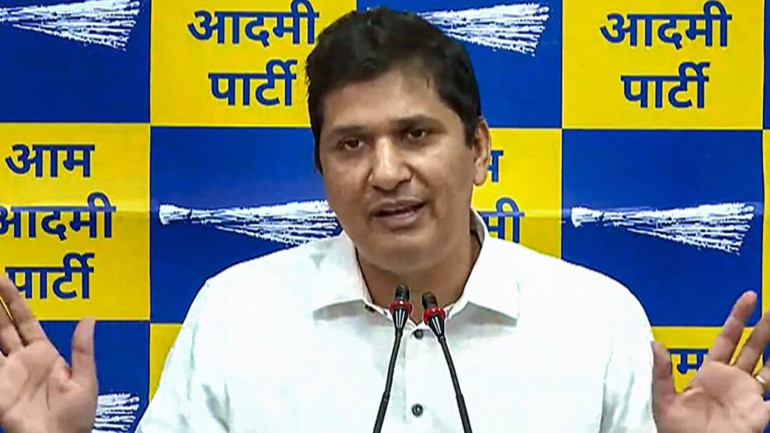 सीएम केजरीवाल की अंतरिम जमानत पर SC के फैसले से पहले AAP ने बताई रणनीति, क्या बोले सौरभ भारद्वाज? AAP Plan For Delhi CM Arvind Kejriwal Bail from supreme court सीएम केजरीवाल की अंतरिम जमानत पर SC के फैसले से पहले AAP ने बताई रणनीति, क्या बोले सौरभ भारद्वाज?