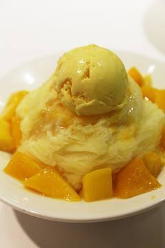 Mango Ice Cream : தித்திக்கும் மாம்பழ ஐஸ்கிரீம்.. சீசன் முடிவதற்குள் செய்துவிடுங்க!