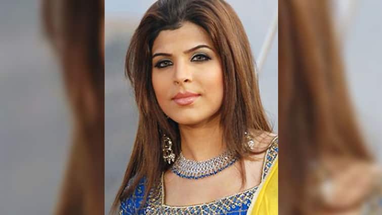 Laila Khan Murder Case Step father Parvez Tak found guilty of killing actress Laila Khan her mother and 4 siblings Laila Khan Murder Case: अभिनेत्री लैला खान, उनकी मां और 4 भाई-बहनों की हत्या के लिए सौतेला पिता दोषी करार, बंगले में गाड़ दिए थे शव