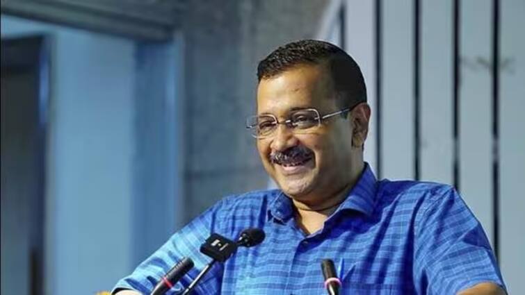 Arvind Kejriwal Bail: अरविंद केजरीवाल को मिली अंतरिम जमानत, जानिए ये रेगुलर बेल से कितनी अलग? Arvind Kejriwal got interim bail know how different it is from regular bail Arvind Kejriwal Bail: अरविंद केजरीवाल को मिली अंतरिम जमानत, जानिए ये रेगुलर बेल से कितनी अलग?