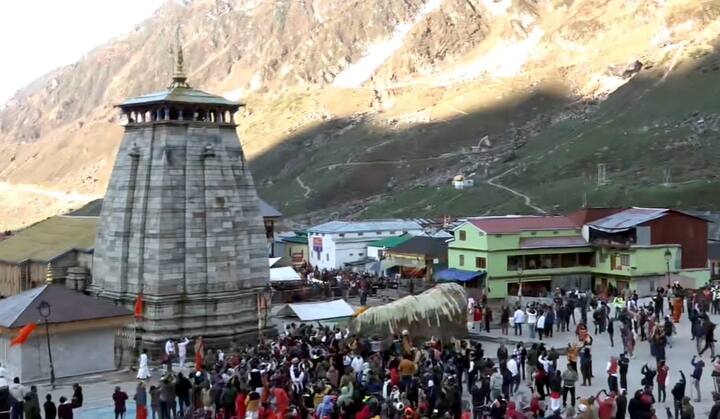Devotees arrived to offer prayers at the Kedarnath Temple after its portals opened, marking the start of the 'Char Dham Yatra' (Image Source: PTI)