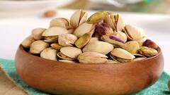 Pistachios: શું ઉનાળામાં પિસ્તા ખાવા હેલ્ધી છે? કયા લોકોએ બિલકુલ ન ખાવા જોઈએ આ નટ્સ