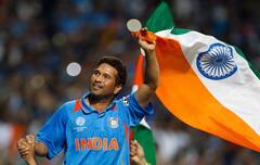 Net Worth Of Sachin Tendulkar: क्रिकेटमधून निवृत्ती घेतल्यानंतरही कमाईत चौकार-षटकार; केरळ, मुंबईत आलिशान बंगले, सचिन तेंडुलकरची संपत्ती किती?