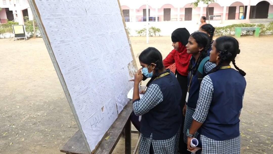 SSLC Result 2024: 10ஆம் வகுப்பு பொதுத்தேர்வில் கடைசி இடம் -  தொடர் பின்னடைவை சந்திக்கும் வேலூர் மாவட்டம்
