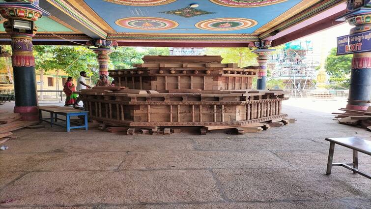 Thanjavur news Pattiswaram temple new chariot construction work 90 percent completion பட்டீஸ்வரம் கோயிலில் புதிய தேர் கட்டுமான பணிகள் 90 சதவீதம் நிறைவு - பக்தர்கள் மகிழ்ச்சி