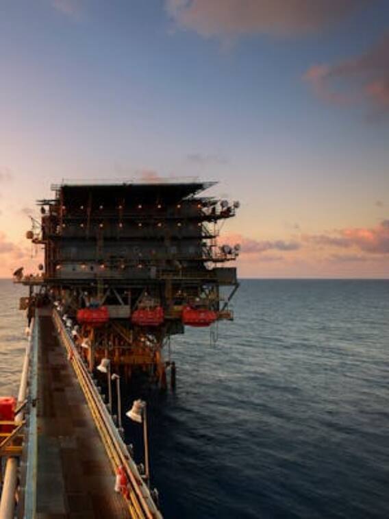 भारत कहां-कहां से मांगता हैं कच्चा तेल