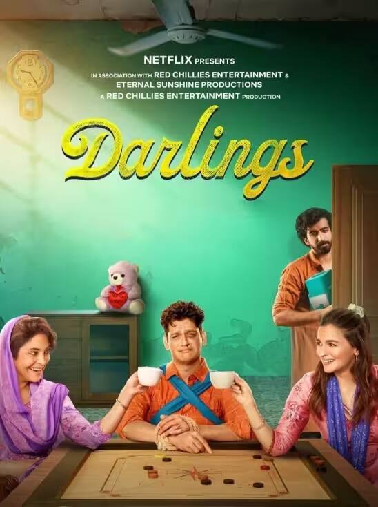 આલિયા ભટ્ટ અને વિજય વર્માની ફિલ્મ 'ડાર્લિંગ' પણ ઘણી પસંદ કરવામાં આવી હતી. આ ફિલ્મ માતા-પુત્રીના સંબંધોની ખૂબ જ રસપ્રદ વાર્તા છે. તમે તેને Netflix પર જોઈ શકો છો.