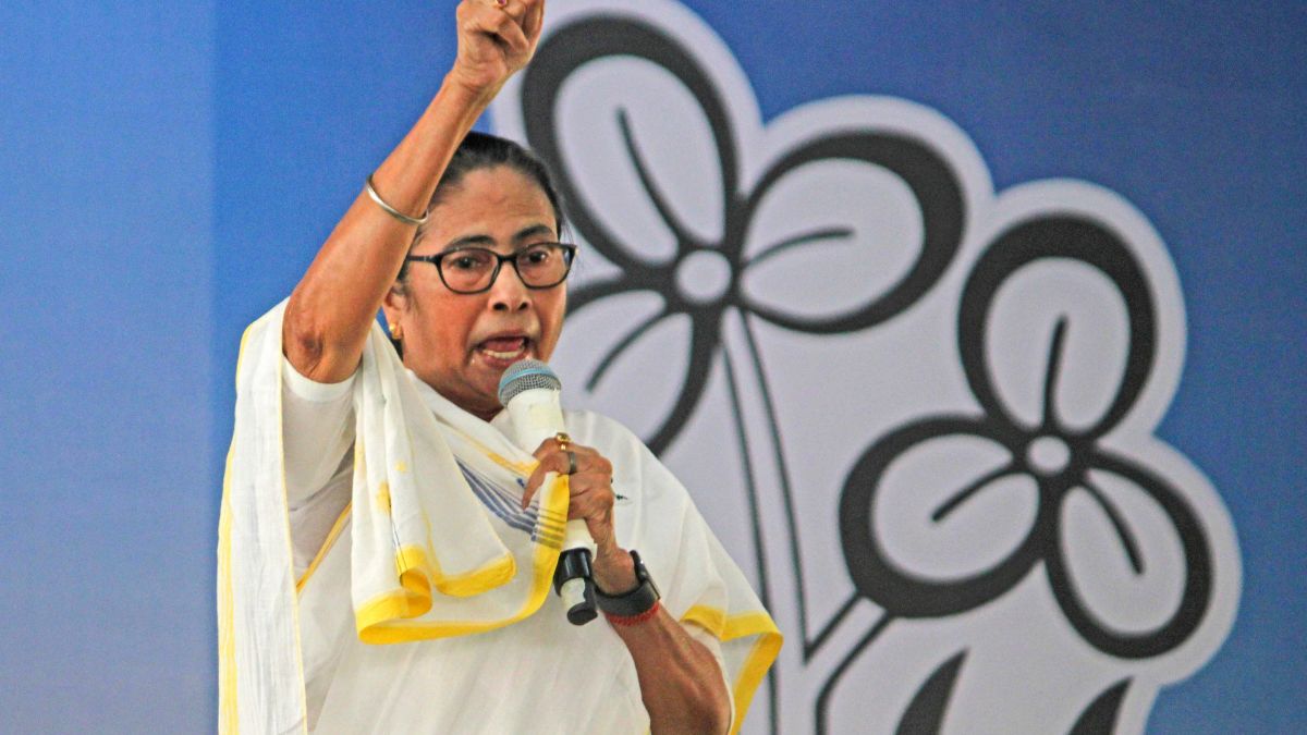 'Didigiri' Vs 'Dadagiri' In Bengal As CM Mamata Mounts Attack On Guv Bose, Says 'Won't Go To Raj Bhavan Till...'