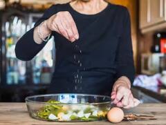 Health Tips: ਕੀ ਤੁਸੀਂ ਵੀ ਖਾਂਦੇ ਹੋ ਲੋੜ ਤੋਂ ਵੱਧ ਨਮਕ, ਜਾਣੋ ਇਸਦੇ ਨੁਕਸਾਨ