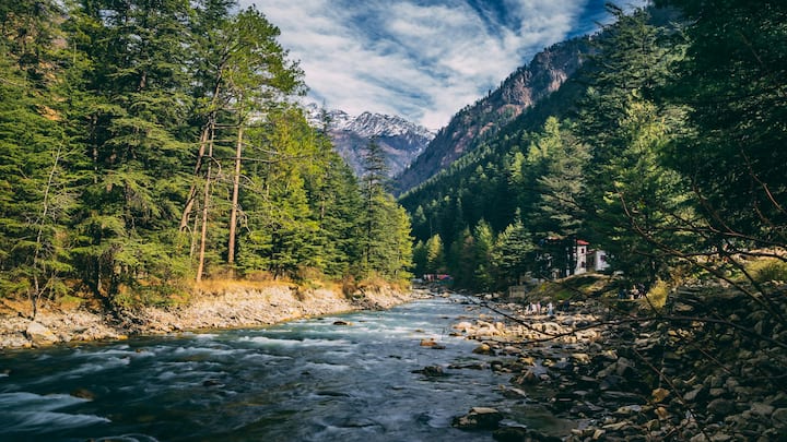 हालांकि शायद ही कभी दिमाग में ये खयाल आया होगा कि आखिर दुनिया में सबसे मीठे जल की नदी कौन सी होती होगी.