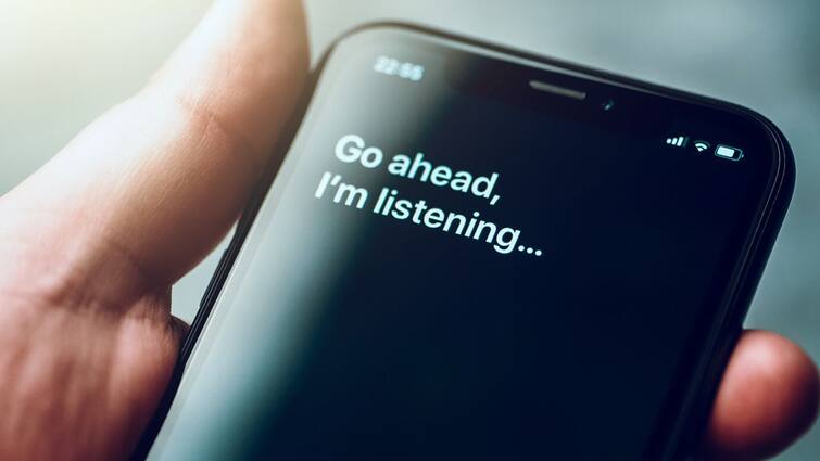 Turn Off This Setting if Smartphone Mic Listening Your Conversations Check Details Smartphone Privacy: ఏదైనా కొనాలనుకోగానే యాడ్ ఫోన్‌లో కనిపిస్తుందా? - అయితే ఈ సెట్టింగ్స్ ఆఫ్ చేయండి!