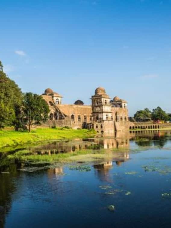 राजस्थान में ही नहीं, MP में भी है जल महल