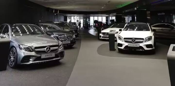 ਭਾਵ ਕੋਈ ਵੀ ਵਿਅਕਤੀ ਆਪਣੀ ਲੋੜ ਅਨੁਸਾਰ ਨਿੱਜੀ ਵਰਤੋਂ ਲਈ ਜਿੰਨੇ ਚਾਹੇ ਵਾਹਨ ਖਰੀਦ ਸਕਦਾ ਹੈ। ਸਰਕਾਰ ਵੱਲੋਂ ਇਸ ਸਬੰਧੀ ਕੋਈ ਪਾਬੰਦੀ ਨਹੀਂ ਹੈ।