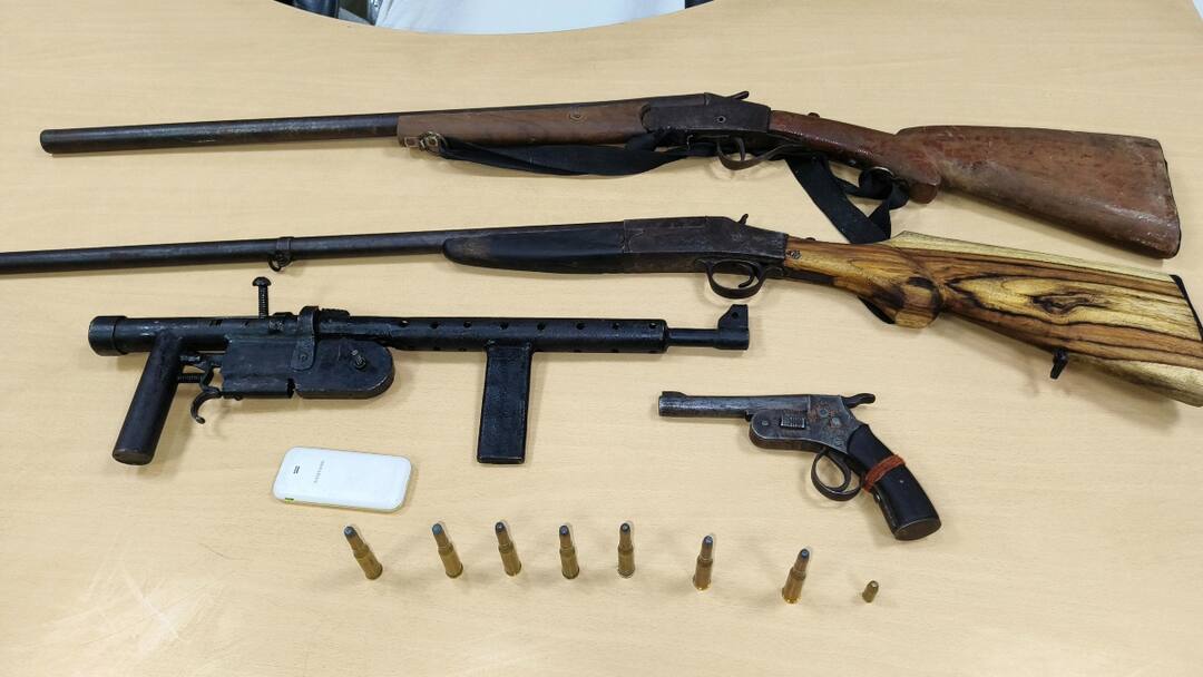 Bihar News: भोजपुर में चुनाव के बीच बड़े कांड का था प्लान, भारी मात्रा में हथियार के साथ एक गिरफ्तार Bhojpur News One arrested with huge quantity of weapons during Lok Sabha elections in Bihar ann Bihar News: भोजपुर में चुनाव के बीच बड़े कांड का था प्लान, भारी मात्रा में हथियार के साथ एक गिरफ्तार