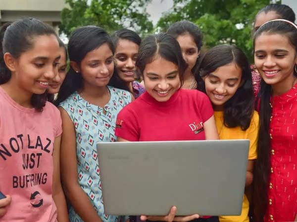 Gujarat Board 10 Best Result Ever, Highest Result of this District with 87.22 Percent GSEB SSC Results 2024: ધોરણ 10નું અત્યાર સુધીનું સૌથી સારૂ પરિણામ, આ જિલ્લાનું 87.22 ટકા સાથે સૌથી ઊંચુ પરિણામ
