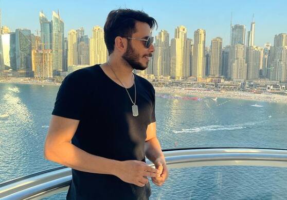 लेकिन क्या आपको पता है नीतीश की कहानी भी देश के हर दूसरे बच्चे की तरह ही थी. 12वीं पास करने के बाद उनके पास दो विकल्प थे इंजिनियर या डॉक्टर बनने के. जिसके बाद उन्होंने इंजीनियरिंग को चुनना बेहतर समझा.