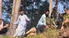 POK Protest: भारत में मिला दो PoK! पाकिस्तान में सड़कों पर उतरे लोग, पोस्टर लगाकर दी चेतावनी