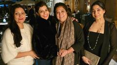 Celebrities on Mother's Day: ஃபோட்டோவுடன் அன்னையர் தின வாழ்த்து சொன்ன வரலட்சுமி சரத்குமார்!