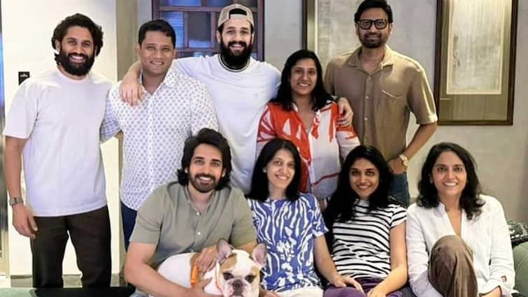 Akkineni cousins in single frame from Naga Chaitanya Akhil to Sumanth Supriya Akkineni Cousins : ఒకే ఫ్రేమ్​లో అక్కినేని కజిన్స్- వైరల్ అవుతున్న లేటెస్ట్ ఫోటో!