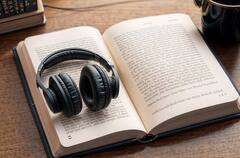 Study And Music: पढ़ते समय सुन रहे हैं गाने तो जानें ये कितना सही, कितना गलत ? कैसा म्यूज़िक है फायदेमंद