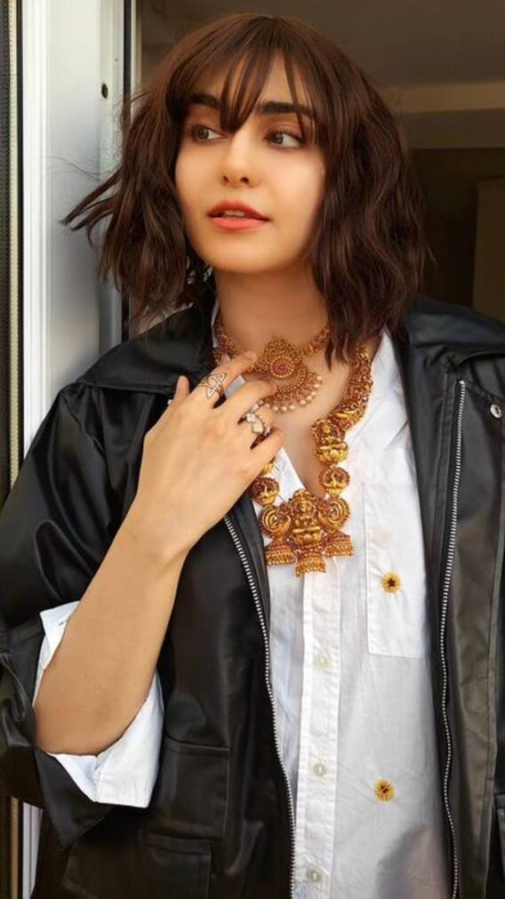 कर्ली बालों की वजह से झेला रिजेक्शन, आज कमाई हैं करोड़ों में