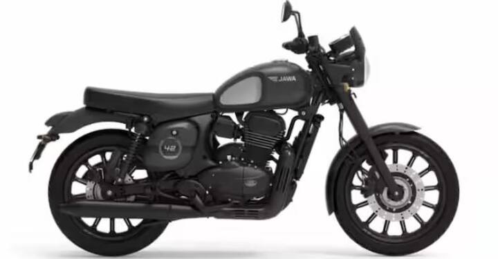 ਜਾਵਾ 42 ਵਿੱਚ 294.72 ਸੀਸੀ ਸਮਰੱਥਾ ਦਾ ਇੰਜਣ ਹੈ। ਇਹ ਬਾਈਕ 6-ਸਪੀਡ ਮੈਨੂਅਲ ਟ੍ਰਾਂਸਮਿਸ਼ਨ ਨਾਲ ਵੀ ਲੈਸ ਹੈ। ਇਹ ਬਾਈਕ 33 kmpl ਦੀ ਮਾਈਲੇਜ ਦਿੰਦੀ ਹੈ। ਇਸ ਬਾਈਕ ਦੀ ਐਕਸ-ਸ਼ੋਰੂਮ ਕੀਮਤ 1.95 ਲੱਖ ਰੁਪਏ ਤੋਂ ਸ਼ੁਰੂ ਹੁੰਦੀ ਹੈ।