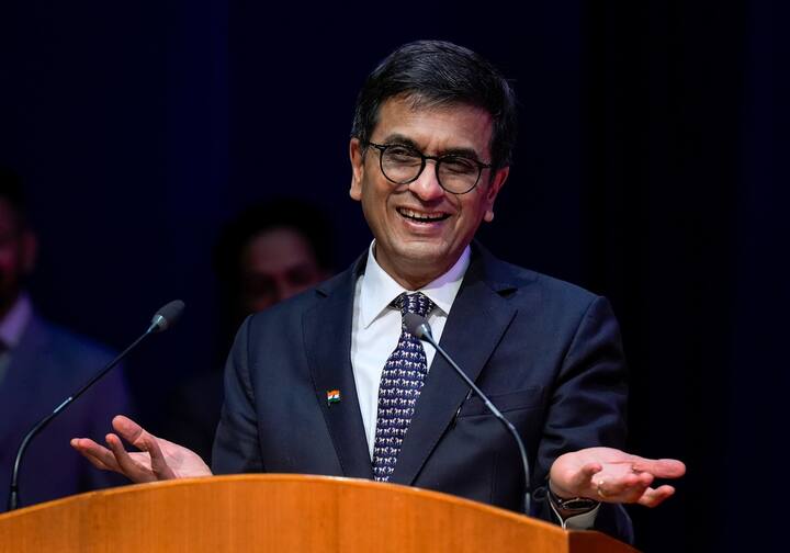 अशोक जहागीरदार ने एक दिलचस्प किस्सा बताते हुए कहा कि डैनी और मैं स्कूल की तरफ से एक बार मुंबई जिमखान क्लब गए थे, लेकिन हम शाकाहारी थे तो इस कारण हमने  दो दिन दाल चवाल और पापड़ खाए.