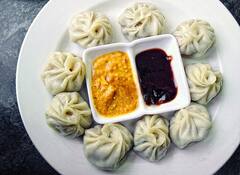 Momos: ਵੇਜੀਟੇਬਲ ਅਤੇ ਚਿਕਨ ਹੀ ਨਹੀਂ, ਇਨ੍ਹਾਂ ਫਲੇਵਰ 'ਚ ਵੀ ਉਪਲਬਧ ਹਨ ਮੋਮੋ