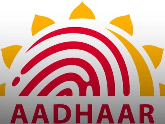 UIDAI की ओर से यह गाइडलाइन जारी की गई है कि जिन लोगों का आधार कार्ड (Aadhaar Card) 10 साल या उससे ज्यादा पुराना है. इन सभी को फिर से अपडेट करना होगा.