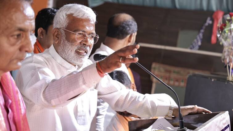 Gorakhpur Swatantra Dev Singh attack on opposition said Criminals hiding due fear Yogi ji not eliminated ann UP Lok Sabha Election 2024: स्वतंत्र देव सिंह का विपक्ष पर हमला, कहा- 'अपराधी योगी जी के डर से छिपे हैं खत्म नहीं हुए'