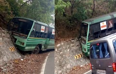 குமுளி அருகே விபத்தில்  சிக்கிய அரசுப் பேருந்துகள்; அதிர்ஷ்டவசமாக உயிர் தப்பிய பயணிகள்