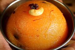 Semiya Kesari : ரவா கேசரி செய்து போர் அடித்துவிட்டதா? இனி சேமியாவில் ட்ரை பண்ணுங்க!