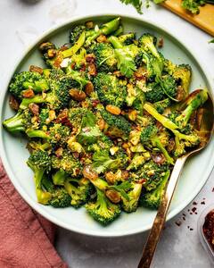 Pistachios: डेली खाना चाहते हैं पिस्ता, तो इस तरह करें डेली डाइट में शामिल