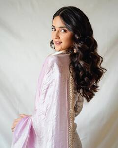 कौन हैं 'हीरामंडी' में 'यंग मल्लिकाजान' बनने वाली एक्ट्रेस? 'लापता लेडीज' की पुष्पा से है खास कनेक्शन