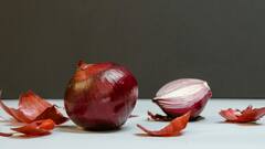 Onion Benfits : उन्हापासून वाचवण्यासाठी  कांदा ठरतो उपायकारक  !