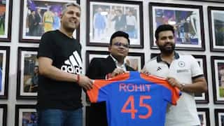 T20 World Cup: டி20 உலகக் கோப்பை இந்திய அணிக்கான புதிய ஜெர்சியை அறிமுகம் செய்த பிசிசிஐ!