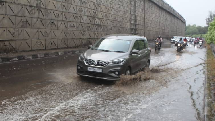 IMD Alert rain with gale in Nashik Thane Palghar Ahmednagar Maharashtra Rain Update Marathi News Maharashtra Rain : सावधान! येत्या काही तासात नाशिक, पालघरसह 'या' भागात वादळी वाऱ्यासह पावसाचा इशारा