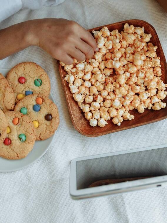 शाम को भूख लगती है? ये हेल्दी चीजें खाएं, वजन नहीं बढ़ेगा