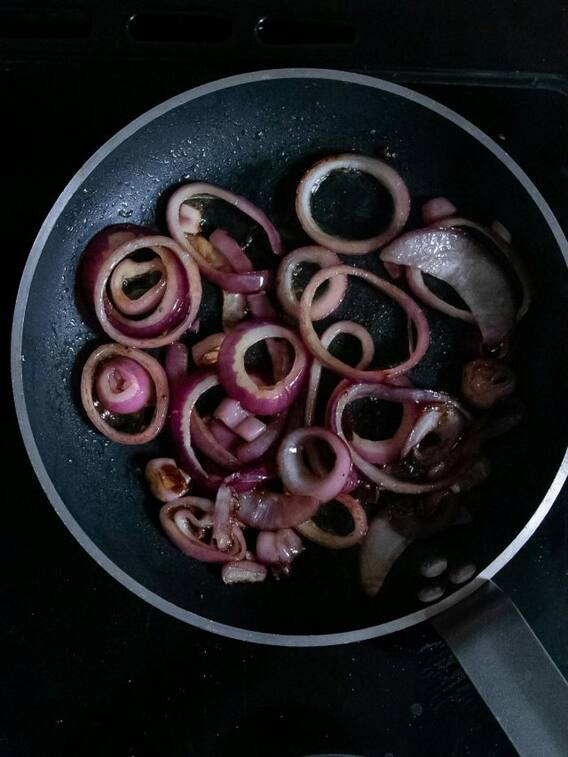 सिरके वाली प्याज शरीर के लिए कितनी फायदेमंद?