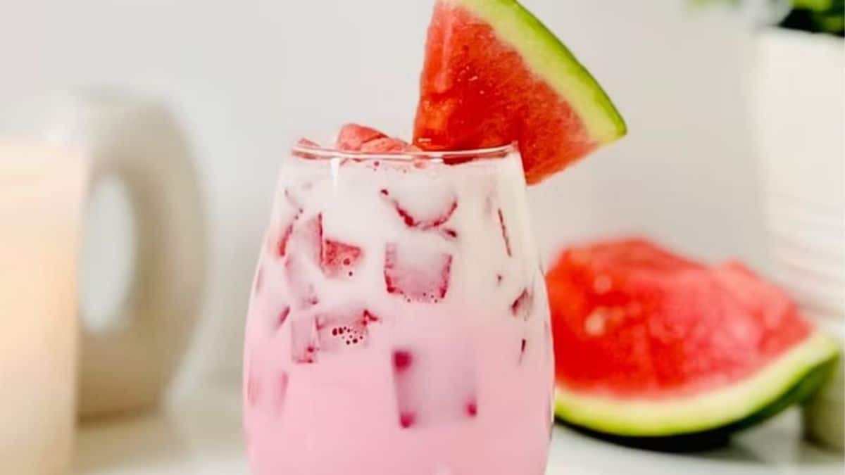 Food : कलिंगड कुल्फी... वॉटरमेलन ज्यूस.. रायता.. गरमीत व्हा Chill! कलिंगड पासून बनवलेल्या 'या' डिशेस एकदा ट्राय करा