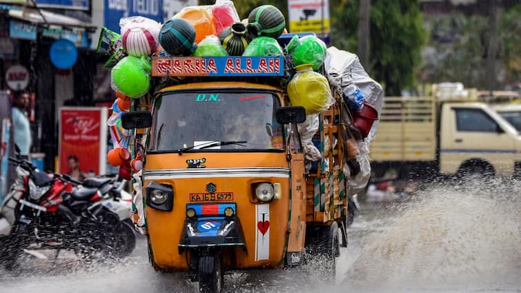 मौसम ने बढ़ाई चुनाव अधिकारियों की टेंशन? मालवा-निमाड़ में बारिश के साथ ओले गिरने की संभावना
