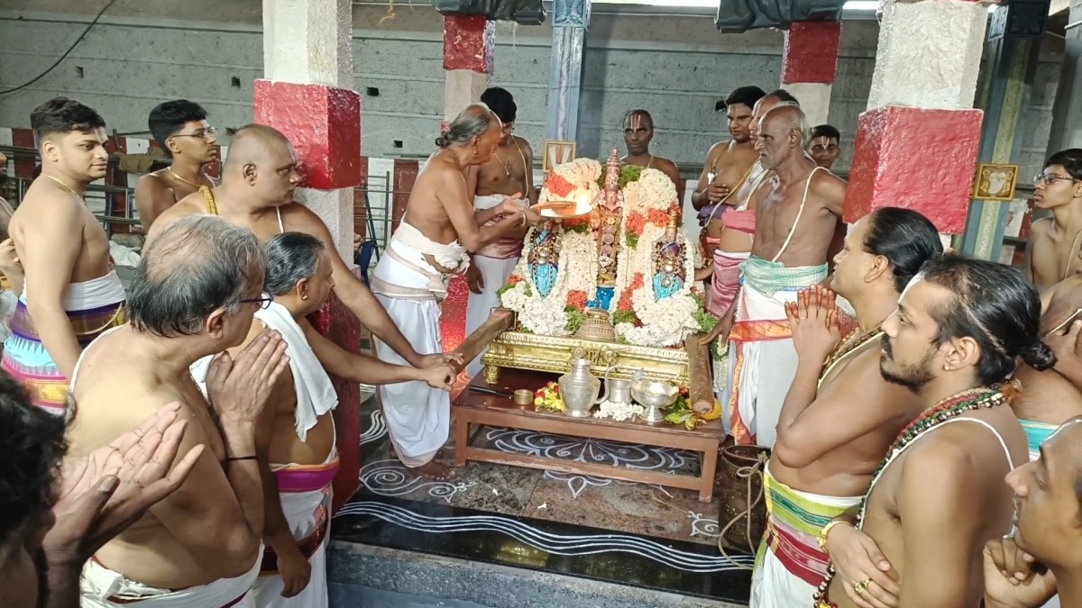 Singaperumal Kovil: துவங்கியது  பிரம்மோற்சவம்..! தேர் திருவிழா, முக்கிய உற்சவங்கள் எப்பொழுது தெரியுமா ?