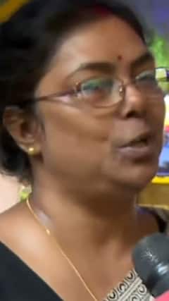 Lok Sabha Election; वोट देने आई ​महिला ने गाया ऐसा गीत, झूम उठे लोग | ABP Shorts