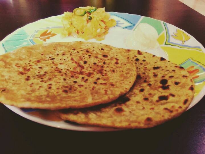 ਸੱਤੂ ਪਰਾਠਾ ਅਤੇ ਦਹੀ- ਸੱਤੂ ਪਰਾਠਾ ਅਤੇ ਦਹੀ ਬਿਹਾਰ ਦਾ ਇੱਕ ਪ੍ਰਸਿੱਧ ਨਾਸ਼ਤਾ ਹੈ, ਜੋ ਗਰਮੀਆਂ ਵਿੱਚ ਬਹੁਤ ਪਸੰਦ ਕੀਤਾ ਜਾਂਦਾ ਹੈ। ਹਾਲਾਂਕਿ ਇਸ ਨੂੰ ਬਣਾਉਂਦੇ ਸਮੇਂ ਇਸ ਗੱਲ ਦਾ ਧਿਆਨ ਰੱਖੋ ਕਿ ਇਹ ਜ਼ਿਆਦਾ ਮੁਲਾਇਮ ਨਾ ਹੋਵੇ।