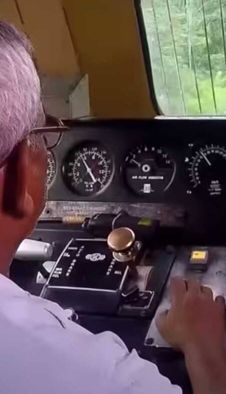 શું ટ્રેન ડ્રાઇવર્સનું અલગથી બને છે લાયસન્સ